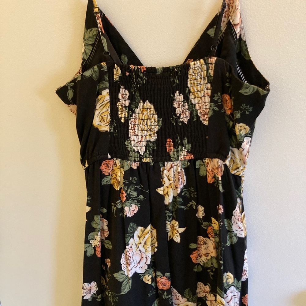 Floral wrap dress - Picture 2 of 4